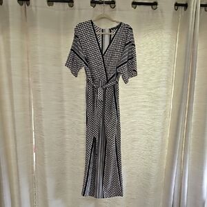 BloomChic Black and White Geometric Jumper